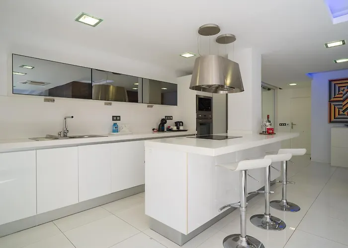 Апартаменты Family Salvador Monsalud