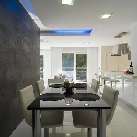 Appartement Family Salvador Monsalud