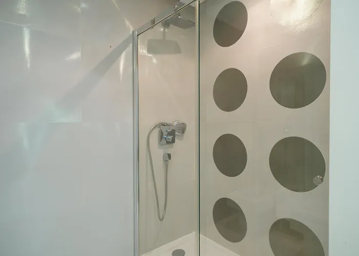 Family Salvador Monsalud Apartment